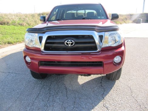 Used 2007 Toyota Tacoma TRD Off-Road image 2