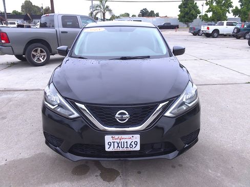 Used 2018 Nissan Sentra S FWD image 5