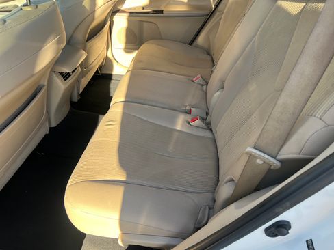 Used 2010 Toyota Venza UNAVAIL FWD image 15