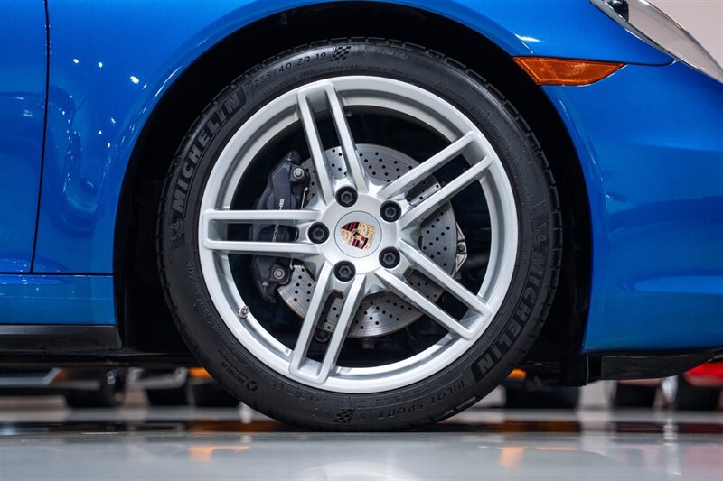 Used 2015 Porsche 911 Targa 4 AWD/4WD image 16