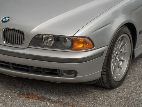 Used 2000 BMW 540i Sedan RWD image 7