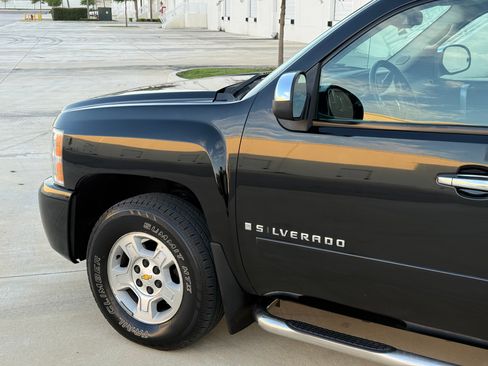 Used 2008 Chevrolet Silverado 1500 LT image 31