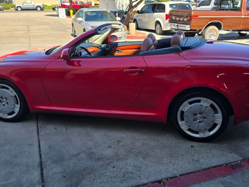 Used 2005 Lexus SC 430 image 6