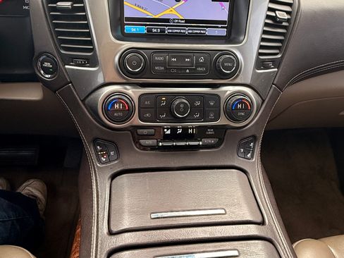 Used 2016 Chevrolet Suburban LTZ image 14