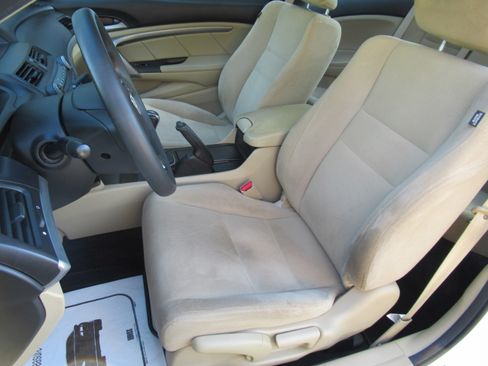 Used 2010 Honda Accord EX image 15