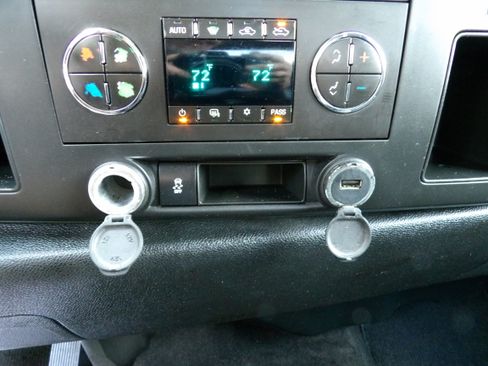 Used 2013 Chevrolet Silverado 1500 LT Z71 image 13