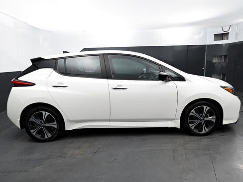 Used 2022 Nissan Leaf SV Plus image 6