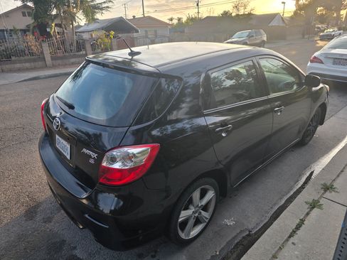 Used 2010 Toyota Matrix S image 8