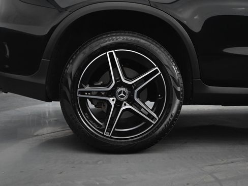 Used 2020 Mercedes-Benz GLC 300 image 16