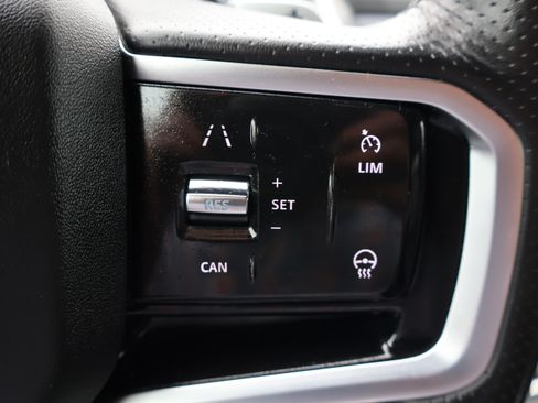 Used 2022 Land Rover Range Rover Evoque R-Dynamic S image 35