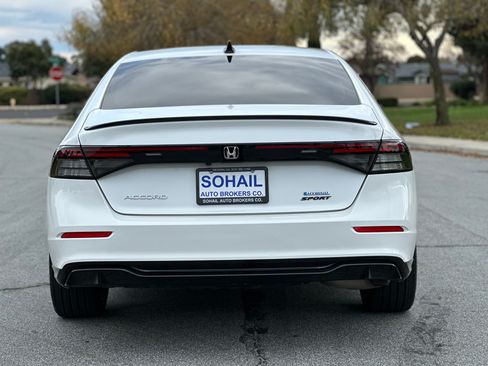 Used 2024 Honda Accord Sport-L image 5