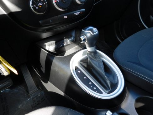 Used 2014 Kia Soul image 16