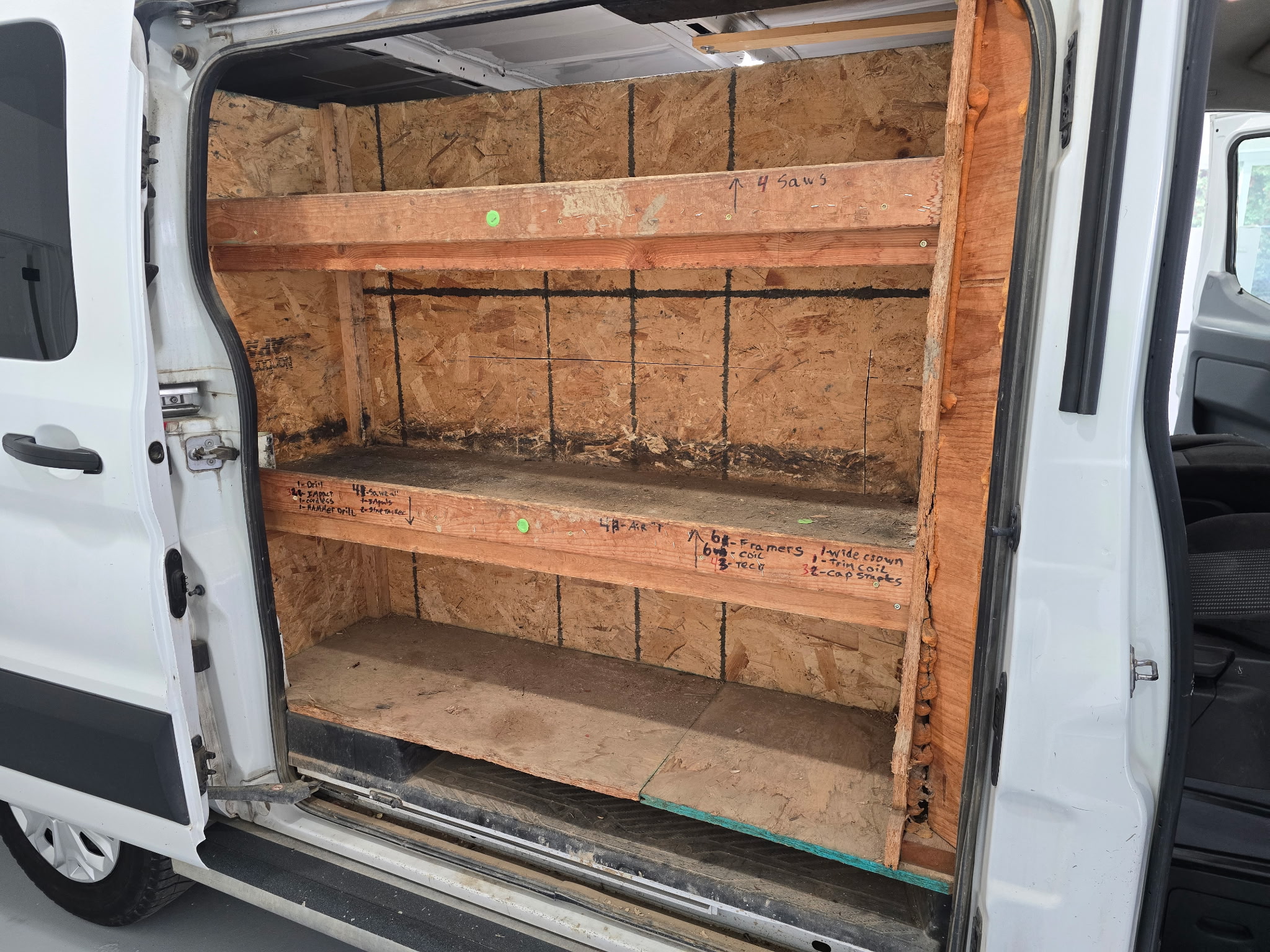 Used 2019 Ford Transit 250 130 Low Roof RWD image 13