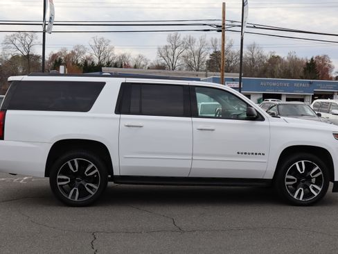 Used 2018 Chevrolet Suburban Premier image 8