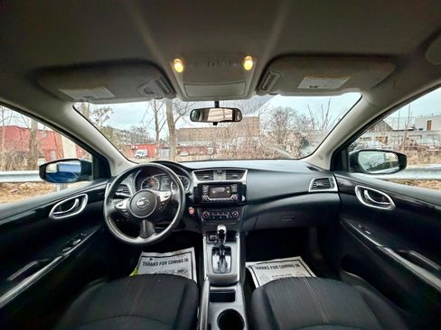 Used 2016 Nissan Sentra SV image 12