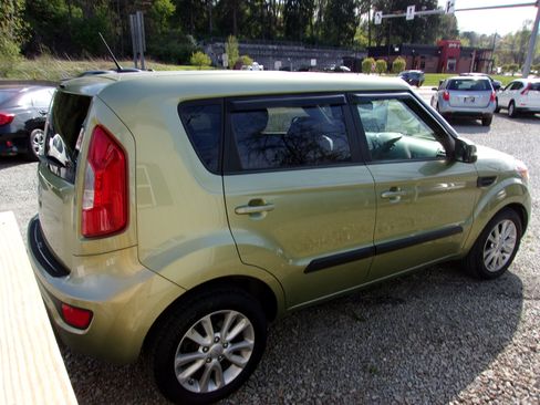 Used 2012 Kia Soul FWD image 6