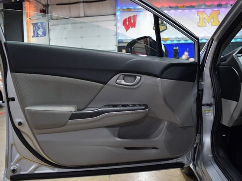 Used 2015 Honda Civic LX image 27