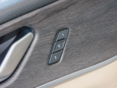 Used 2022 Jeep Grand Cherokee L 2WD Limited image 20