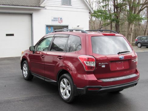 Used 2014 Subaru Forester 2.5i Premium image 6