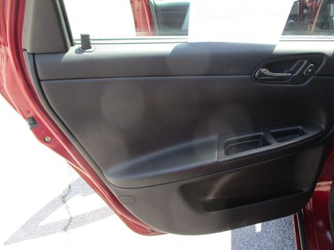 Used 2007 Chevrolet Impala LTZ image 19