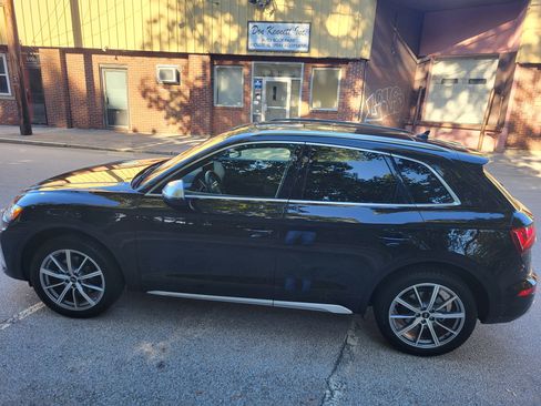 Used 2022 Audi SQ5 Premium Plus image 4
