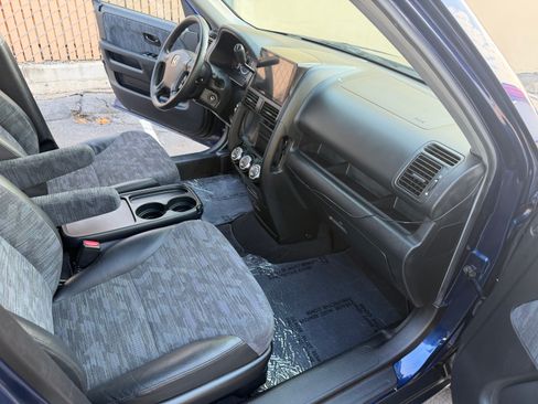 Used 2002 Honda CR-V 2WD LX image 29