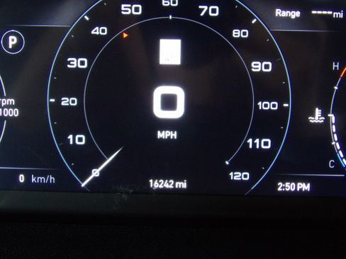 Used 2025 RAM ProMaster 2500 136 FWD image 26