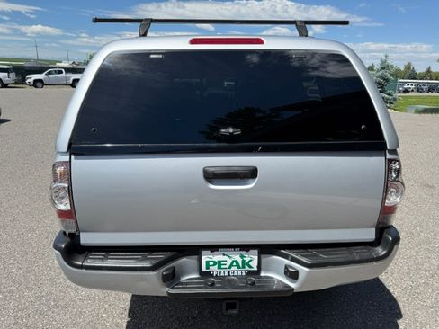 Used 2011 Toyota Tacoma 4x4 Double Cab image 4