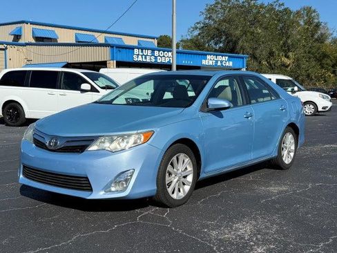 Used 2013 Toyota Camry XLE image 2