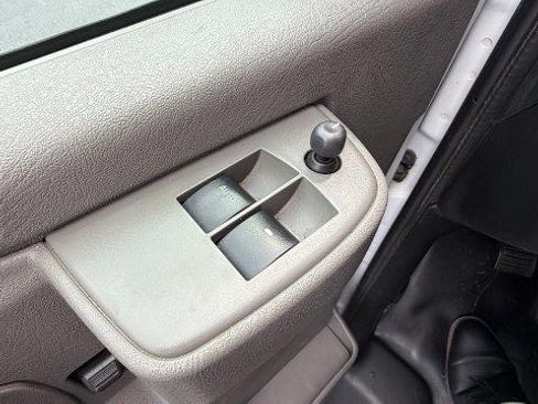 Used 2020 Chevrolet Express 2500 image 22