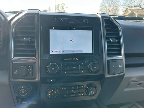 Used 2018 Ford F150 XLT image 15