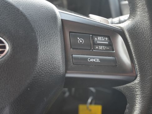 Used 2013 Subaru XV Crosstrek 2.0i Limited image 14