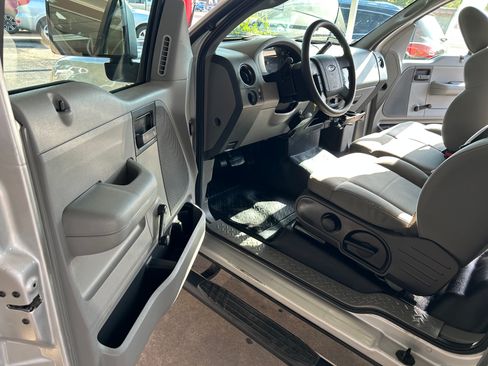 Used 2007 Ford F150 2WD Regular Cab image 4