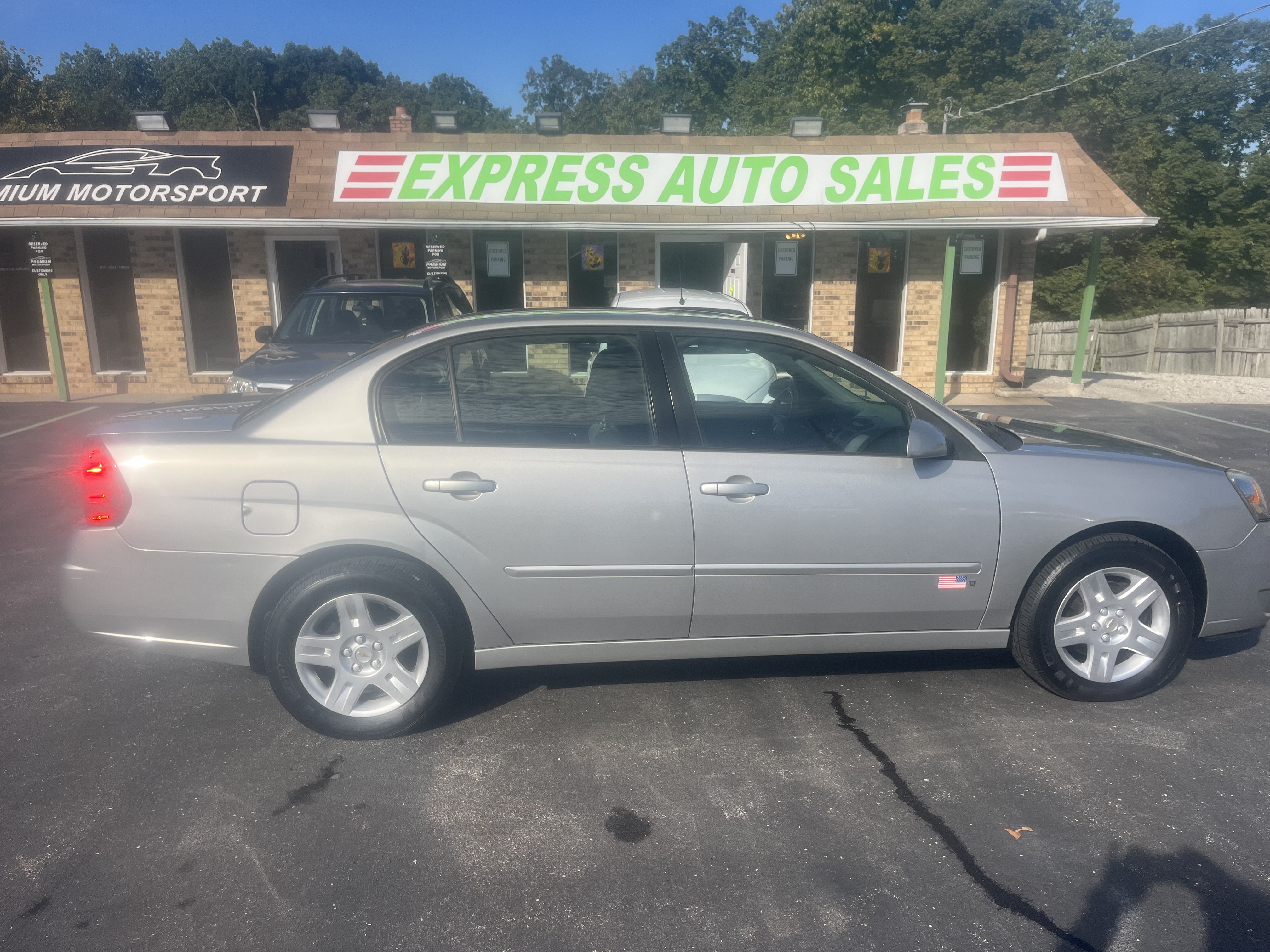 Used 2007 Chevrolet Malibu LT V6 FWD image 13