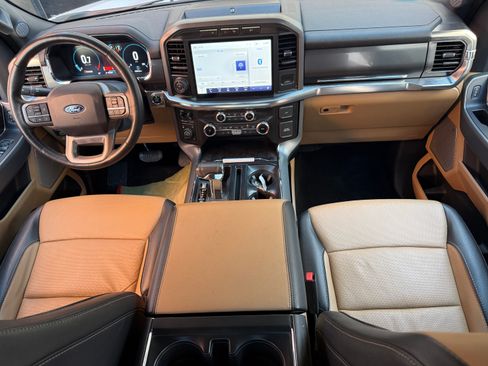 Used 2022 Ford F150 Lariat image 2