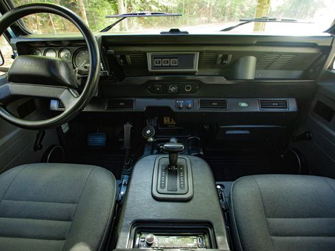 Used 1997 Land Rover Defender 90 image 17