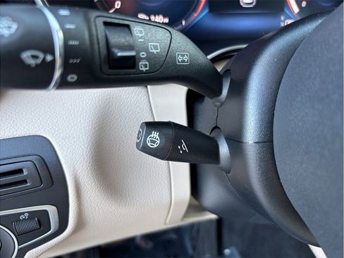 Used 2020 Mercedes-Benz GLC 300 image 20