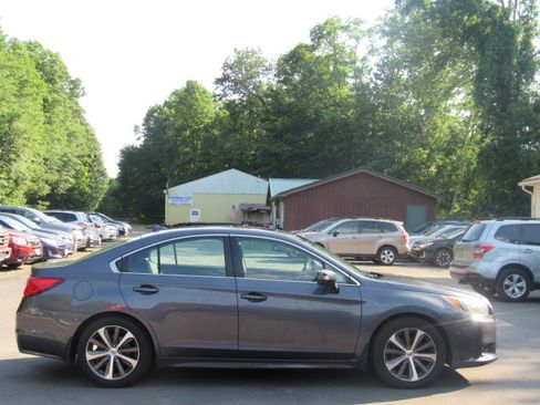 Used 2016 Subaru Legacy 2.5i Limited AWD/4WD image 7