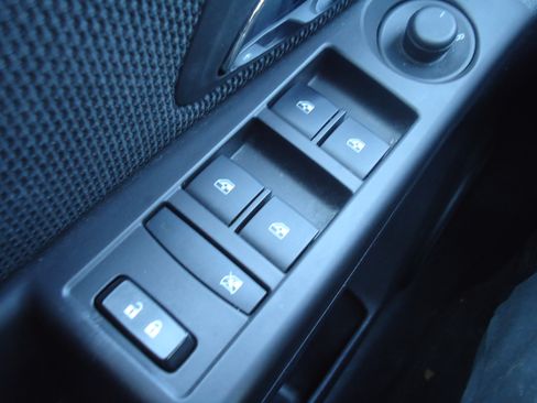 Used 2015 Chevrolet Cruze LT image 16