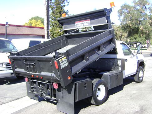 Used 2007 Chevrolet Silverado 3500 image 13