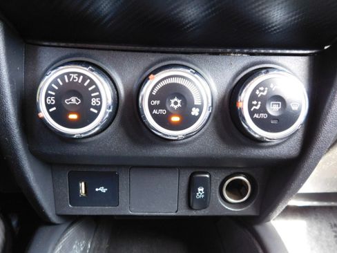 Used 2018 Mitsubishi Outlander Sport ES image 17