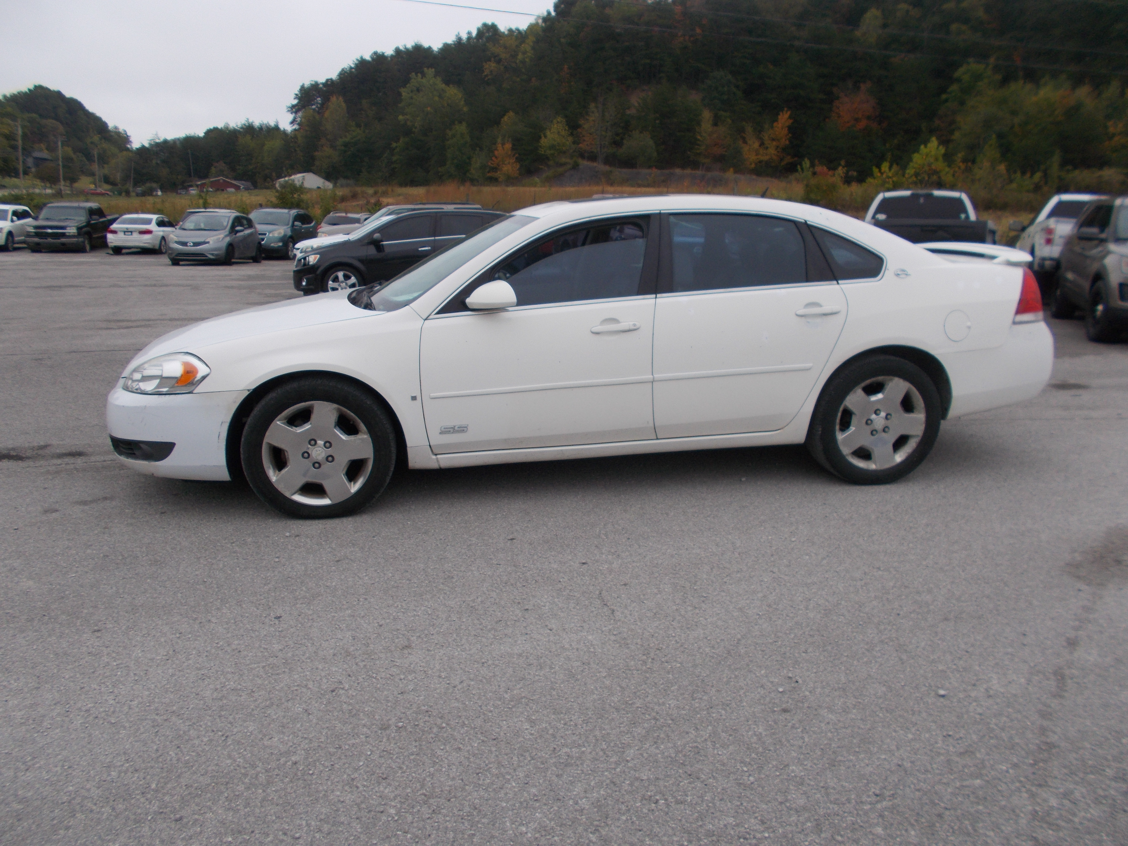 Used 2006 Chevrolet Impala SS FWD image 1