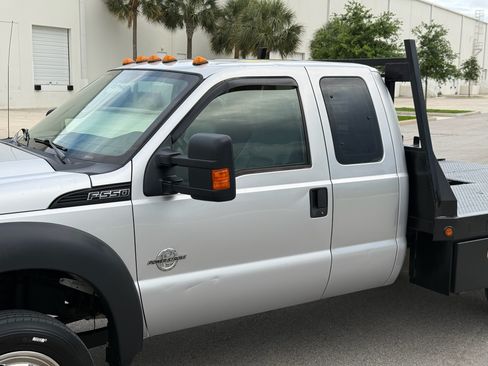 Used 2012 Ford F550 image 22