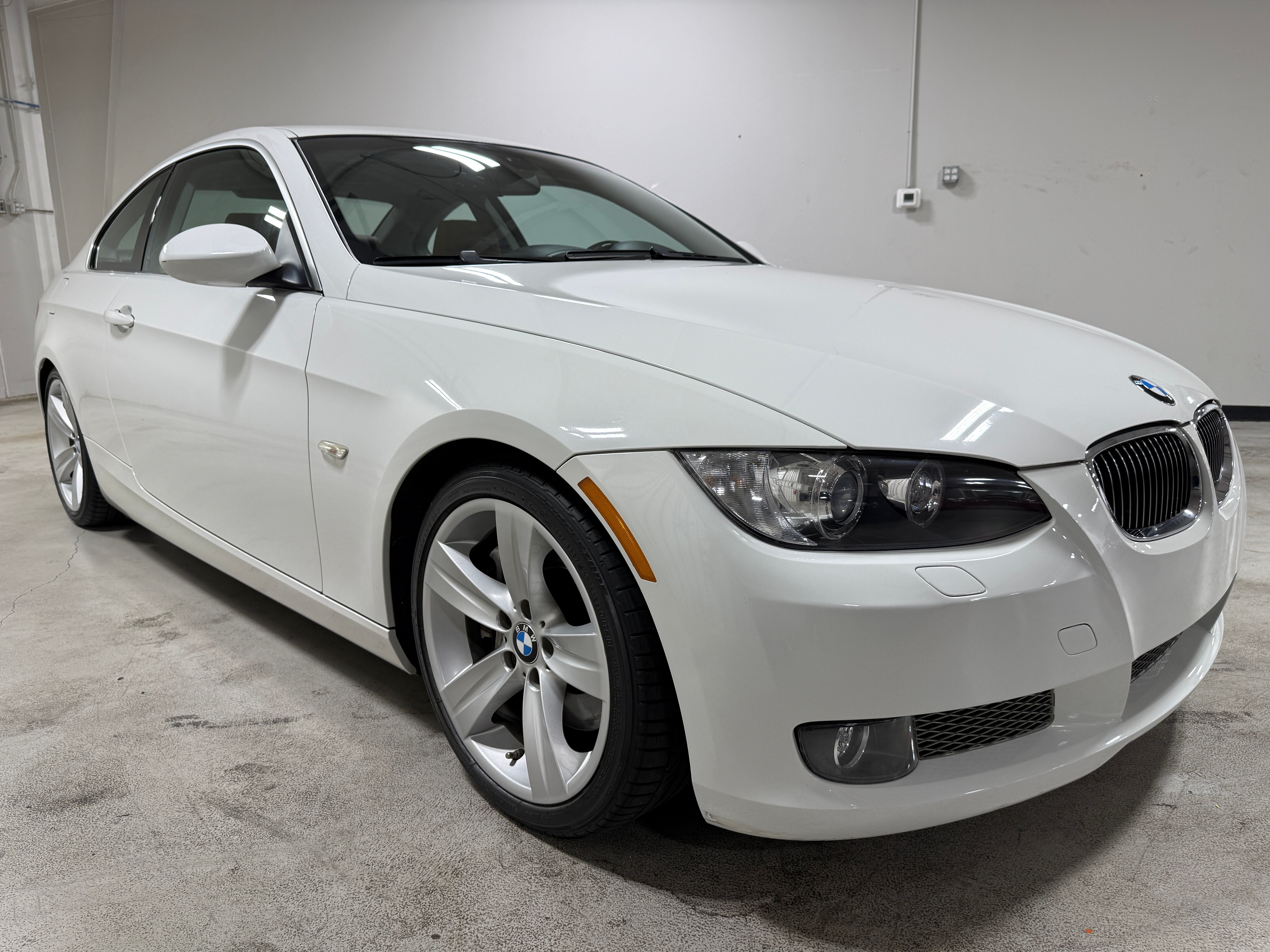 Used 2008 BMW 335i Coupe RWD image 1