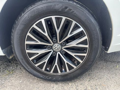 Used 2020 Volkswagen Jetta SE FWD image 35