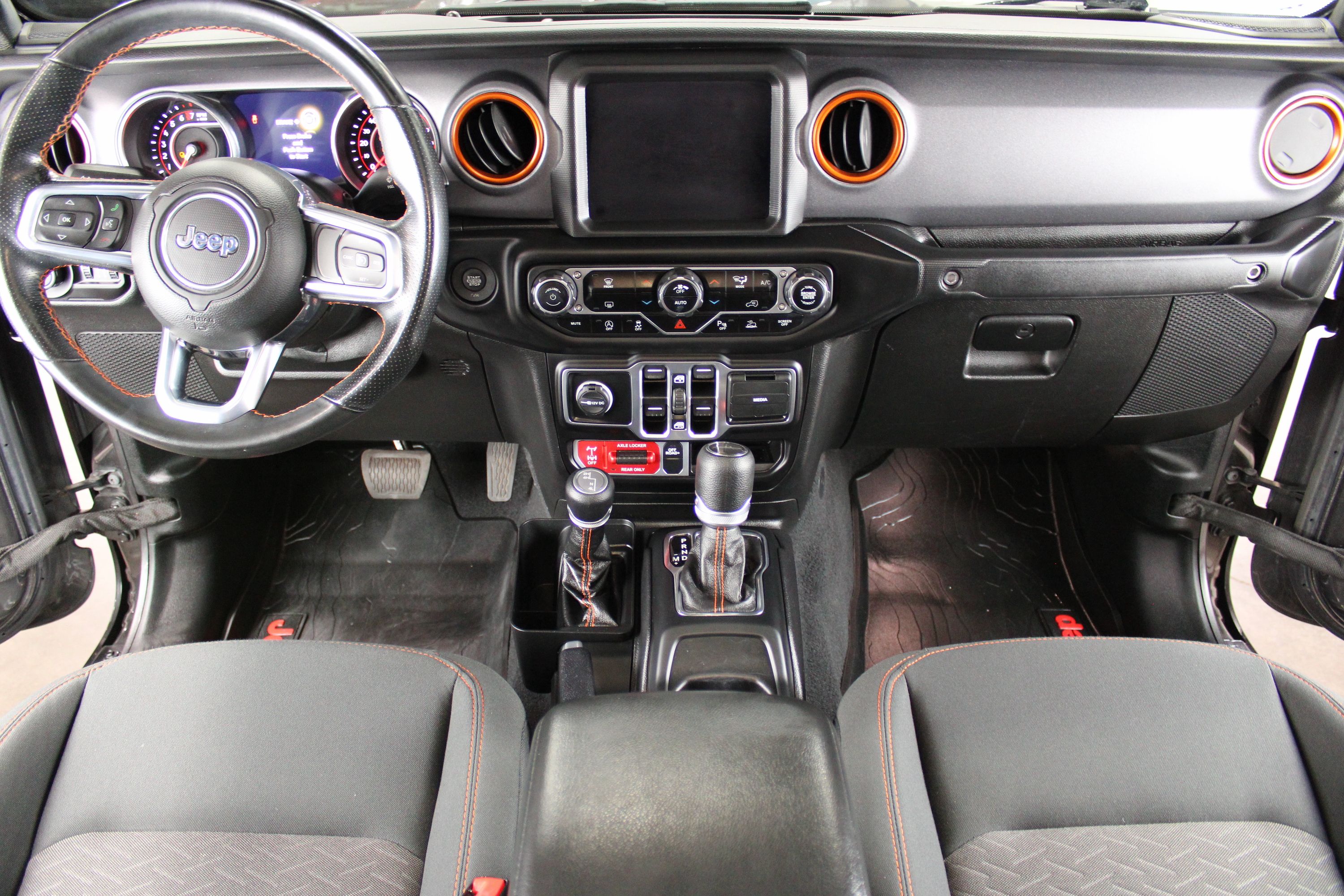 Used 2021 Jeep Gladiator Mojave AWD/4WD image 5