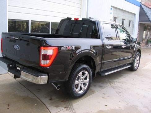 Used 2021 Ford F150 Lariat image 18