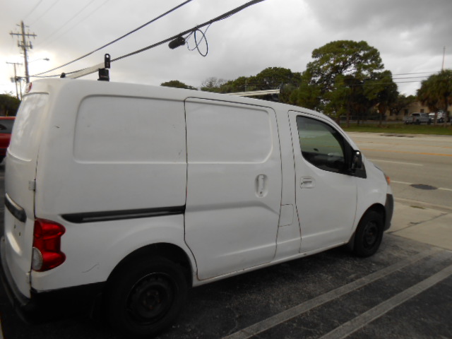 Used 2017 Nissan NV200 S Van 4D FWD image 7