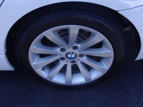 Used 2011 BMW 328i xDrive image 36