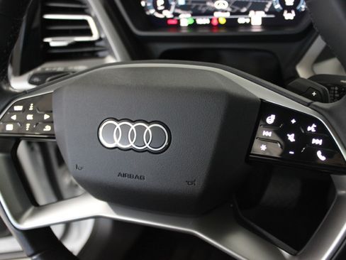 Used 2023 Audi Q4 e-tron Premium Plus image 28